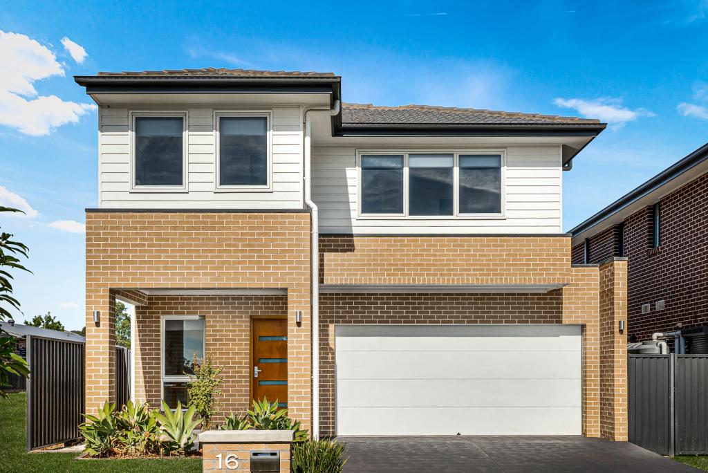 16 Sandalwood Cres, Colebee, NSW 2761