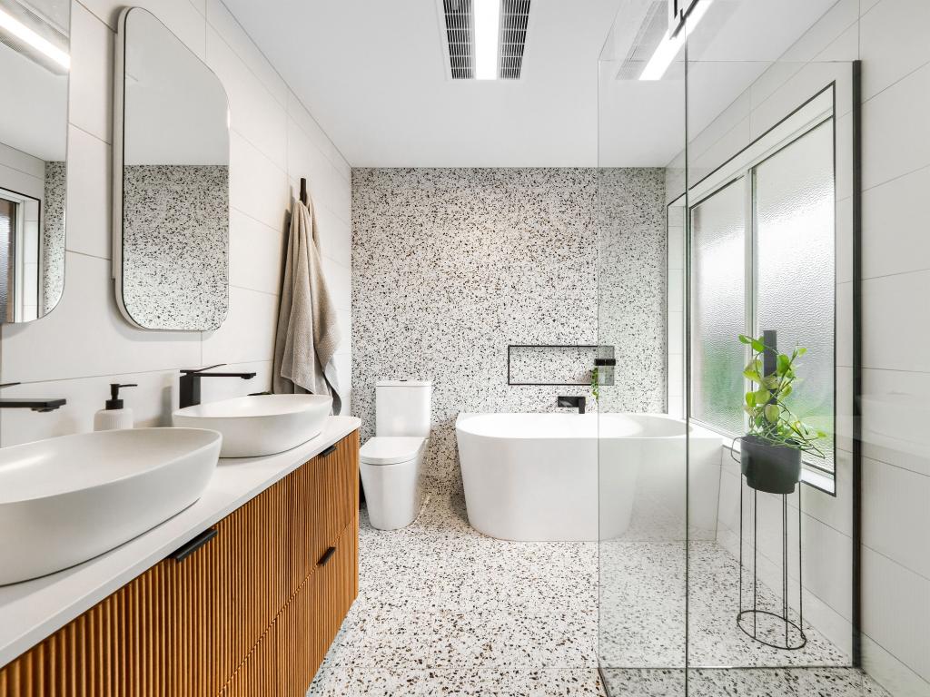 8 Green Mist Cres, Botanic Ridge, VIC 3977