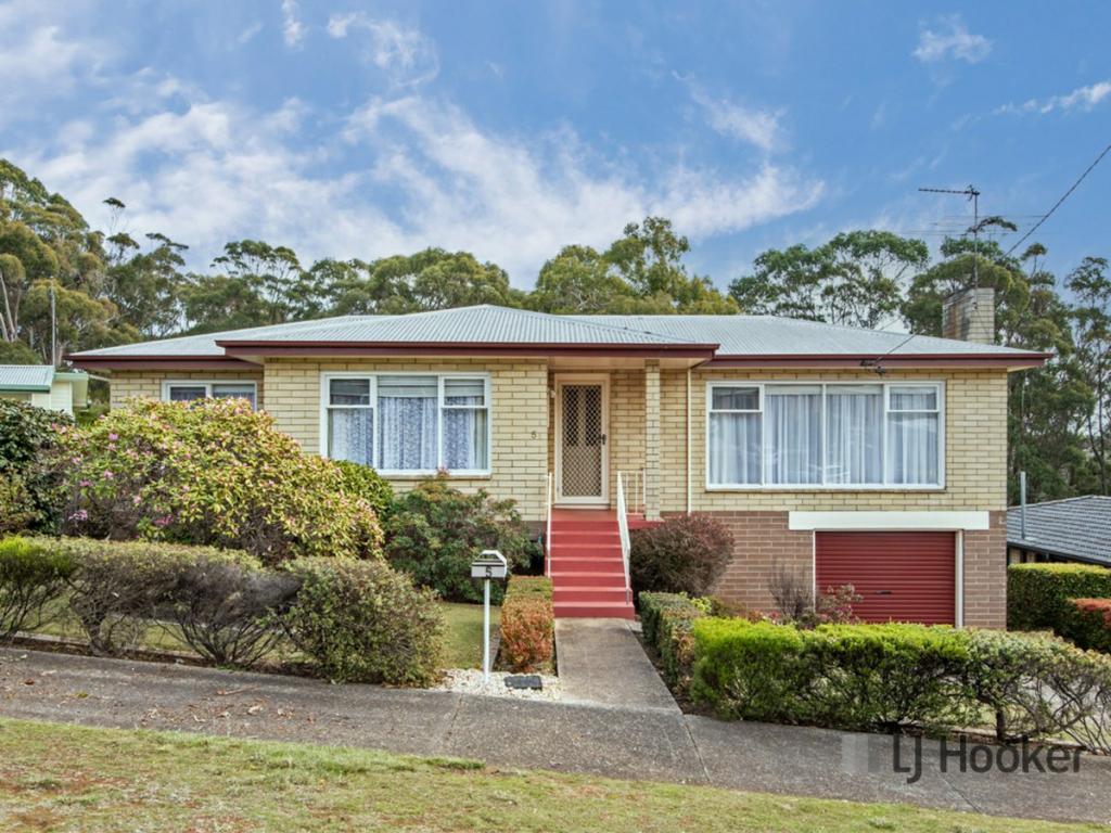 5 Pine Pl, Devonport, TAS 7310