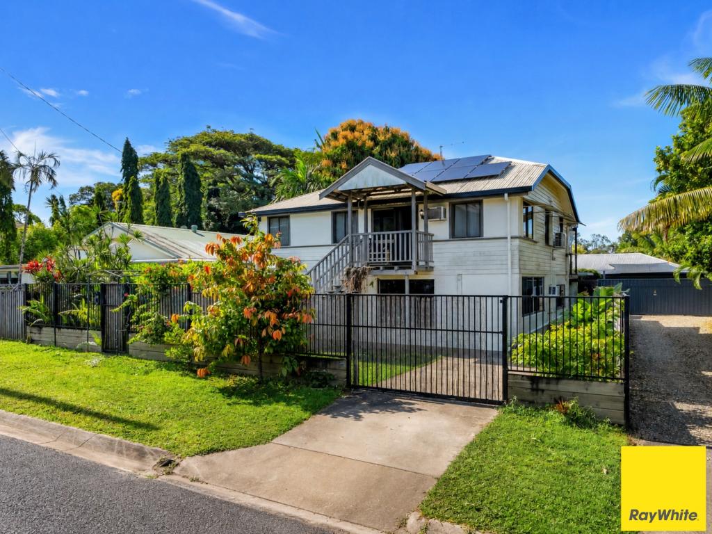 108a Callaghan St, Mooroobool, QLD 4870