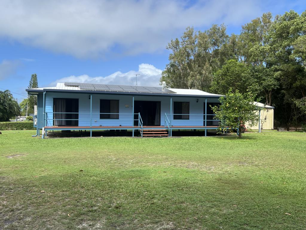 2 Andrews St, Kurrimine Beach, QLD 4871
