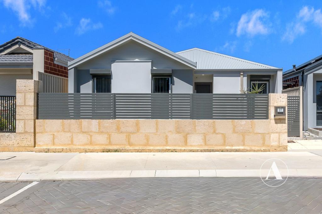 37 Pierrepoint Loop, Champion Lakes, WA 6111
