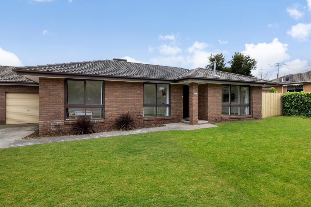 2/27 Margaret St, Berwick, VIC 3806