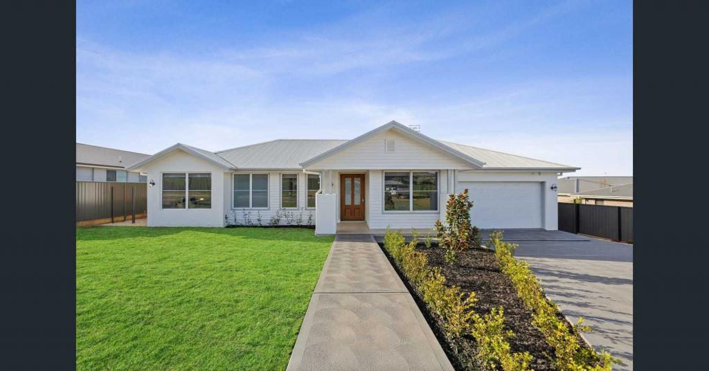 13 Meramie St, Caerleon, NSW 2850