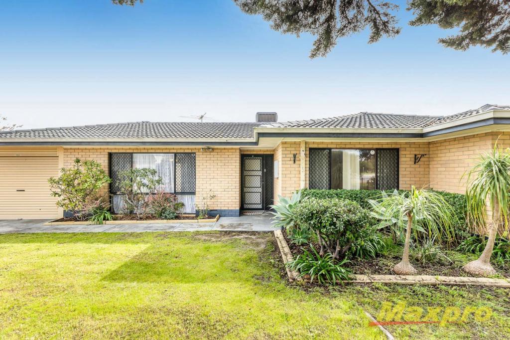 9 Woodford Rd, Lynwood, WA 6147