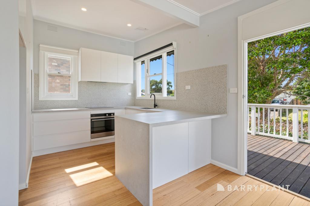 88 Seventh Ave, Rosebud, VIC 3939