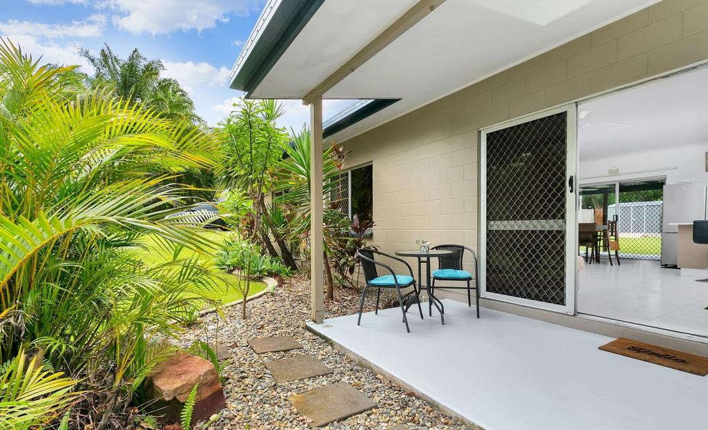 5 Fraser Cl, Kanimbla, QLD 4870