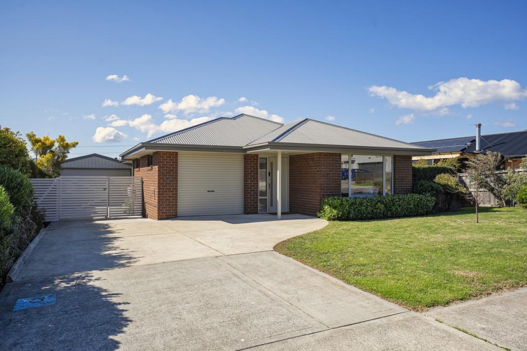 4 Open Dr, Snug, TAS 7054