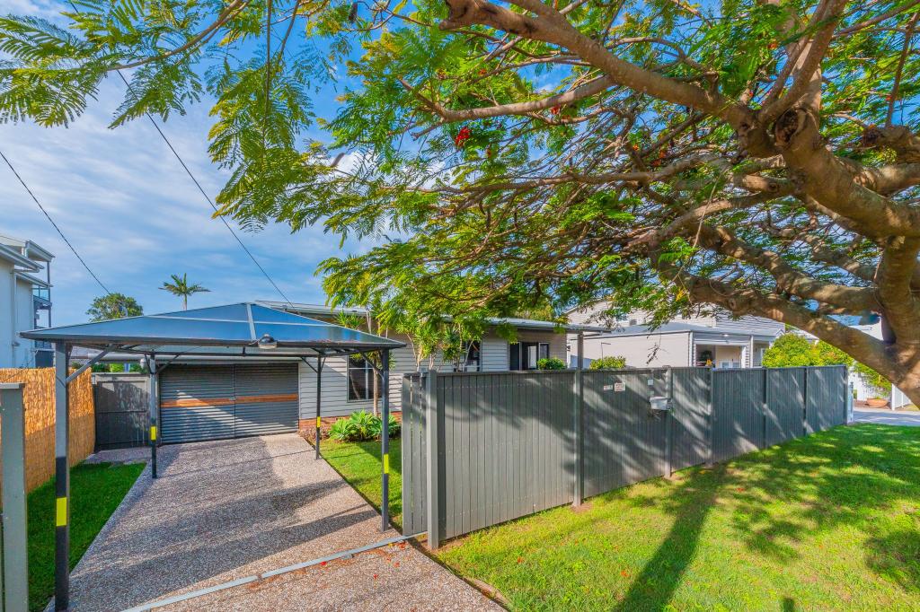 16 Warde St, Scarborough, QLD 4020