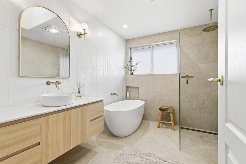 47 Banks Dr, St Clair, NSW 2759