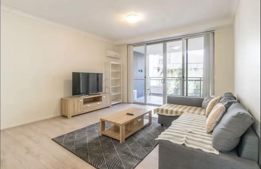106/26 Marsh St, Wolli Creek, NSW 2205