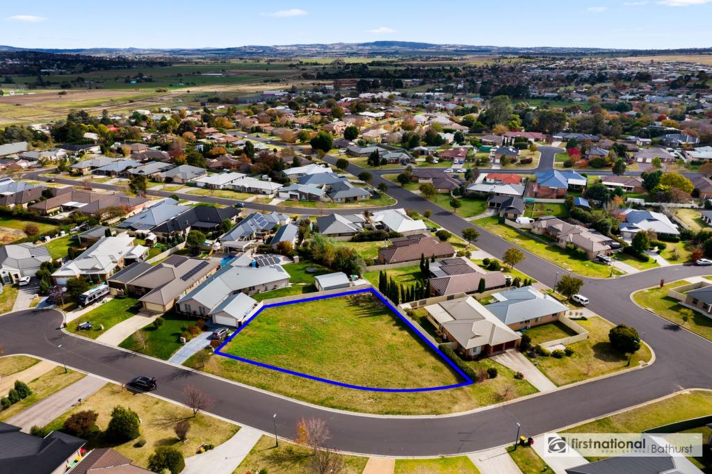 4 Walpole Cl, Kelso, NSW 2795