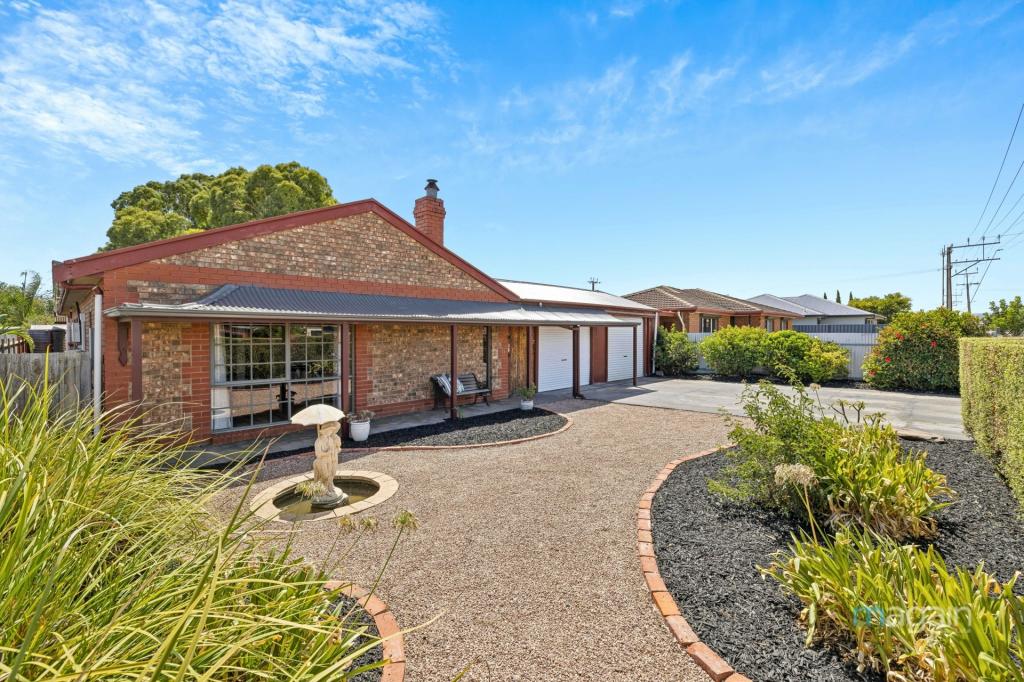 111 Quinliven Rd, Port Willunga, SA 5173