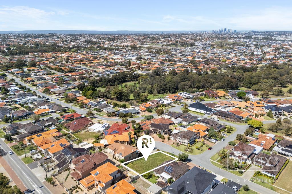 69 Kookaburra St, Stirling, WA 6021