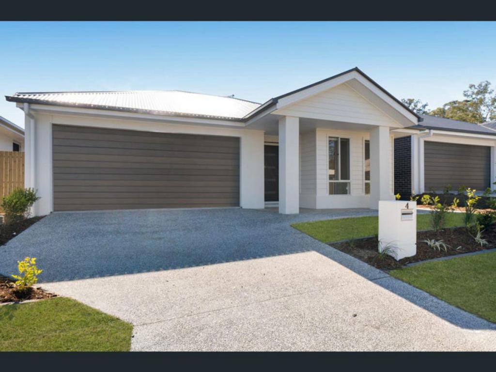 4 HAMPSTEAD RD, JIMBOOMBA, QLD 4280