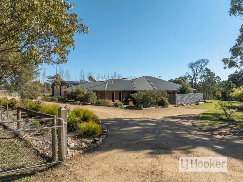 86 FORGE CREEK RD, EAGLE POINT, VIC 3878