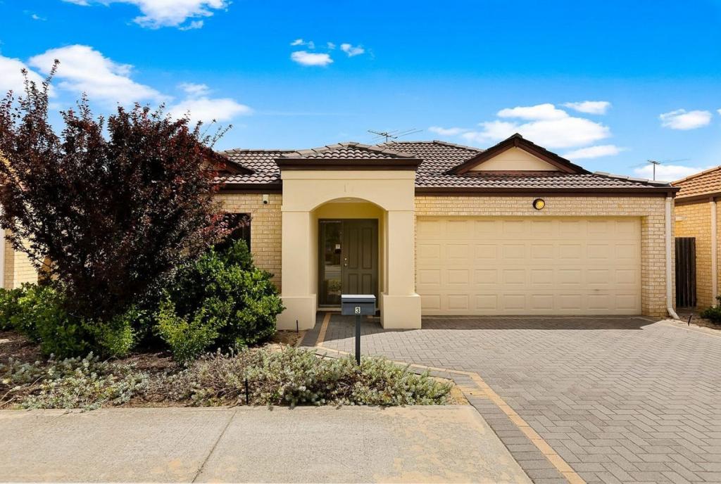 3 Elizabeth St, East Cannington, WA 6107