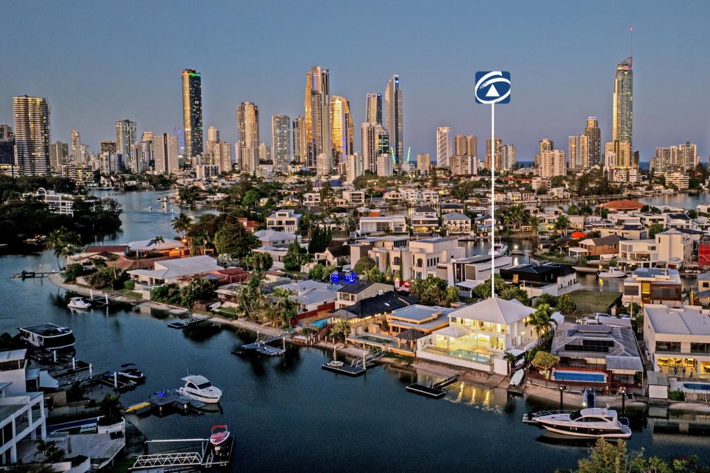 92 Gibraltar Dr, Surfers Paradise, QLD 4217