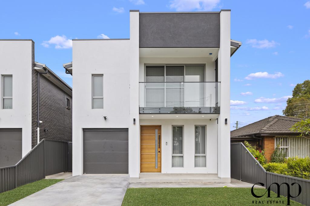 3b Cuthel Pl, Campbelltown, NSW 2560