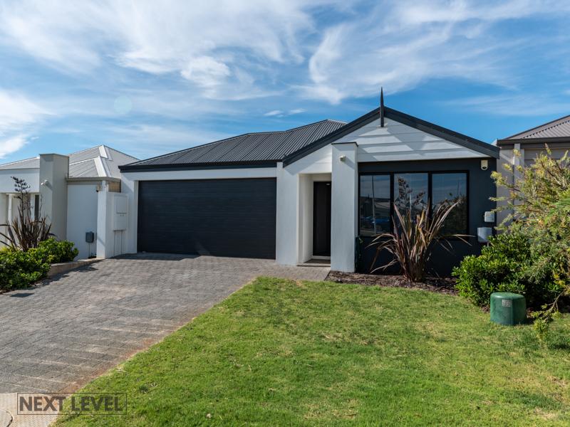 27 CHAMBERED WAY, JINDALEE, WA 6036