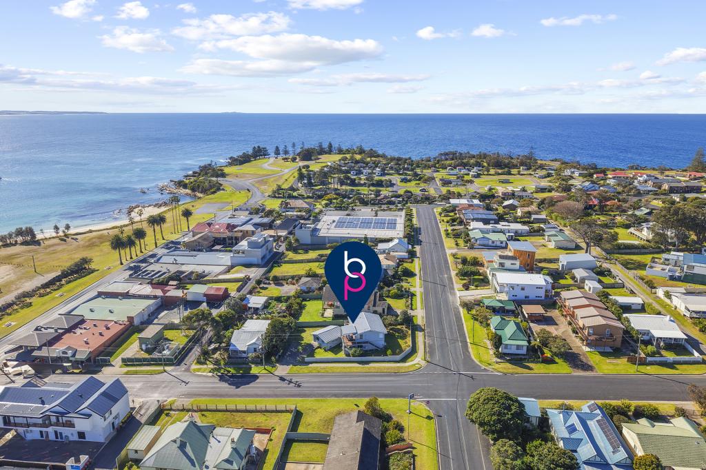 19 Young St, Bermagui, NSW 2546