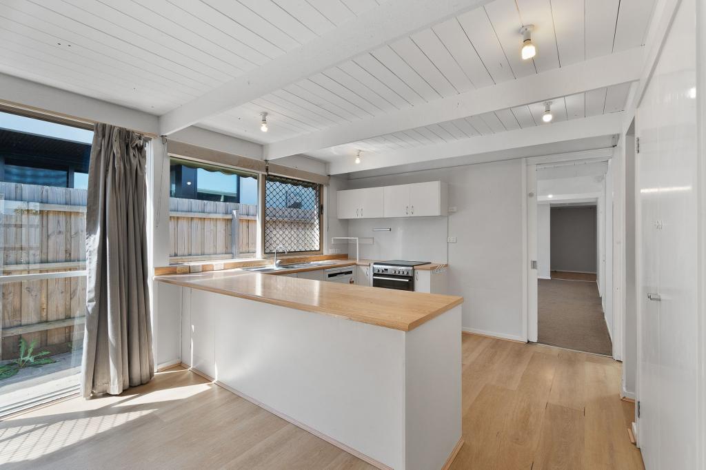 41 Railway Ave, Beaconsfield, VIC 3807