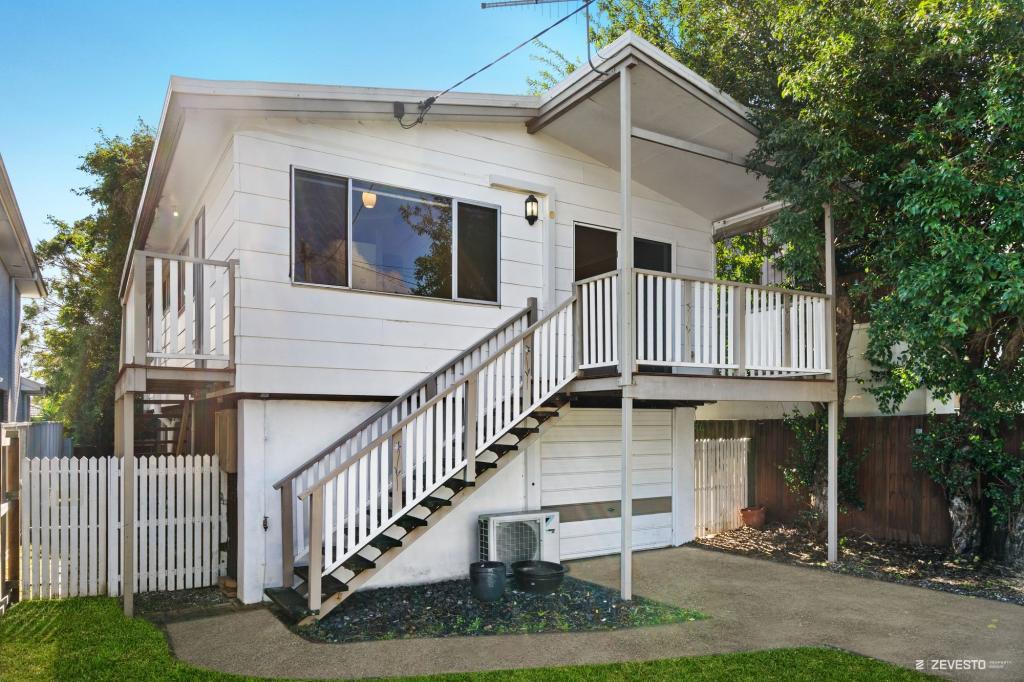 13 LONGDEN ST, COOPERS PLAINS, QLD 4108