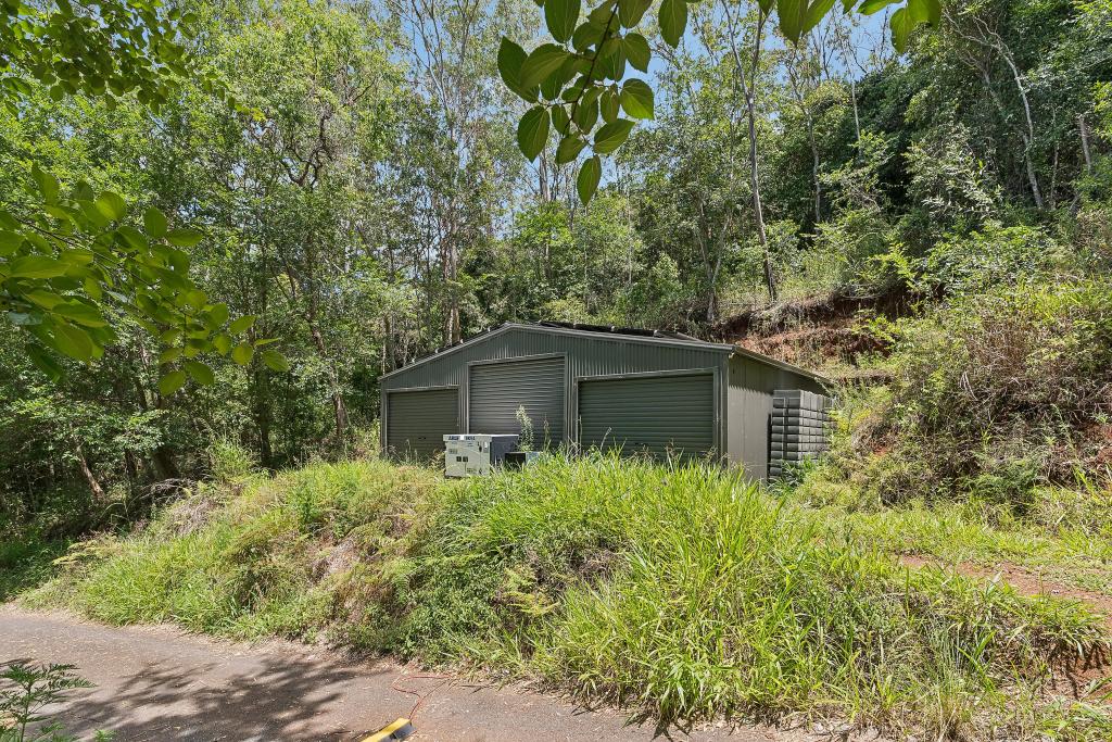 880 Grandview Rd, Upper Brookfield, QLD 4069