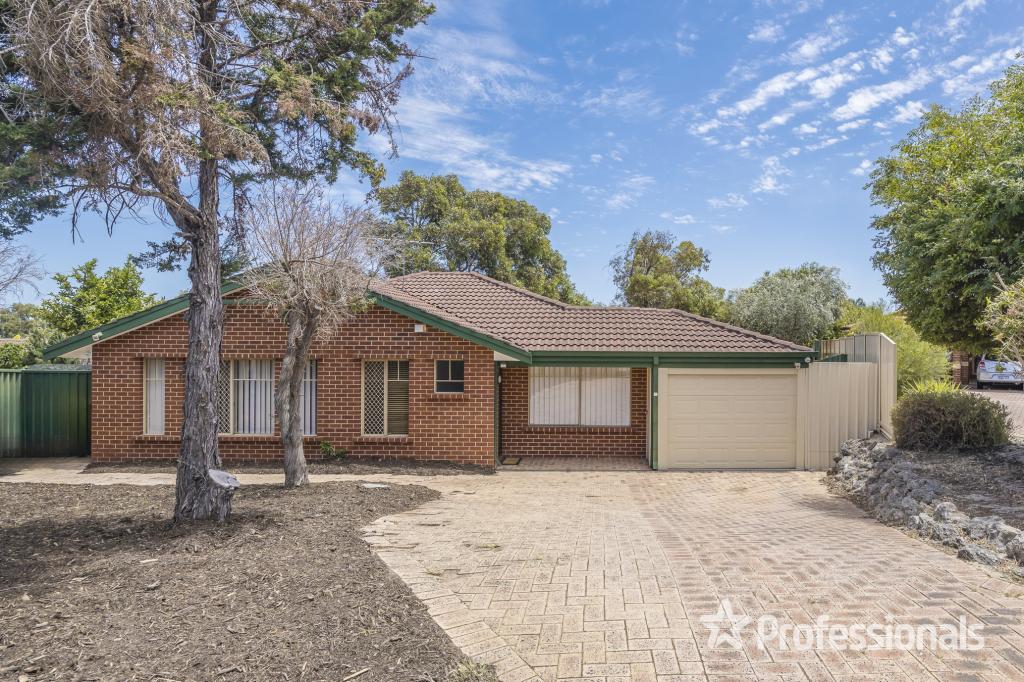 17 Rickmann Pl, Marangaroo, WA 6064