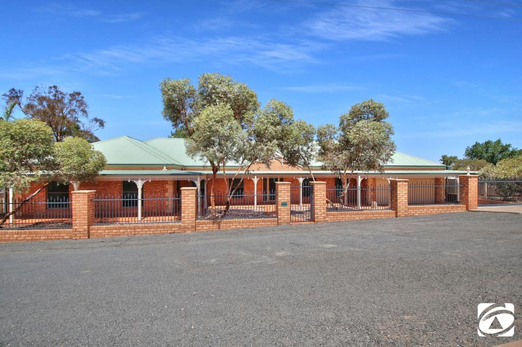 727-729 CHAPPLE ST, BROKEN HILL, NSW 2880