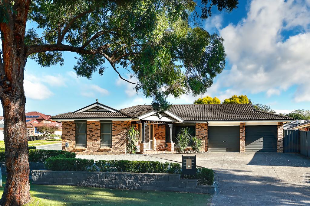 43 SURVEYORS CREEK RD, GLENMORE PARK, NSW 2745