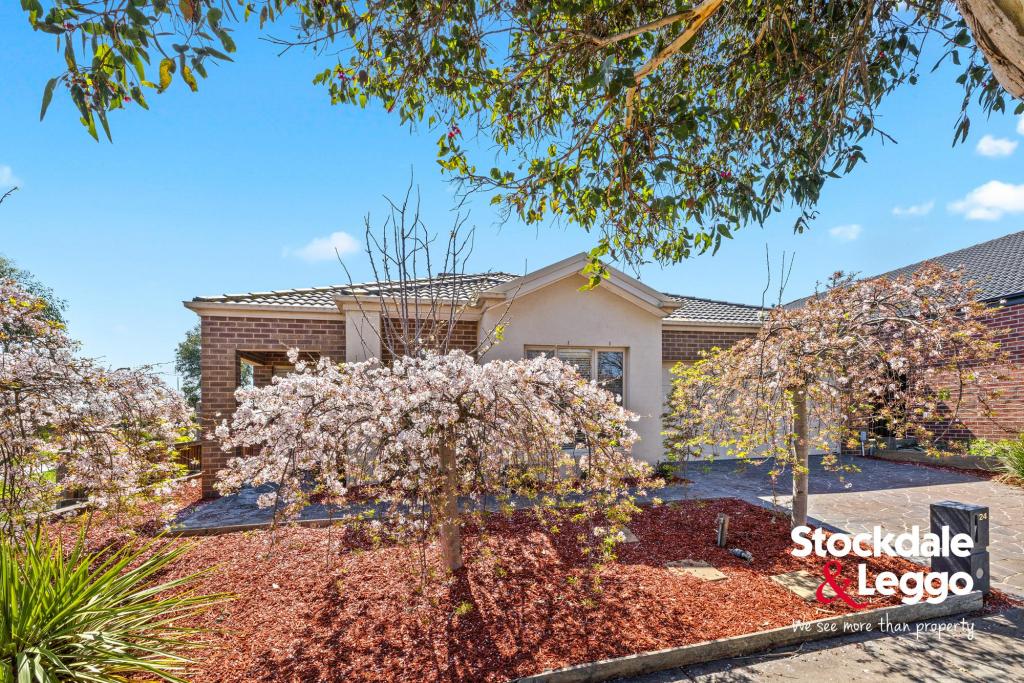 24 Glengarry Pl, Craigieburn, VIC 3064