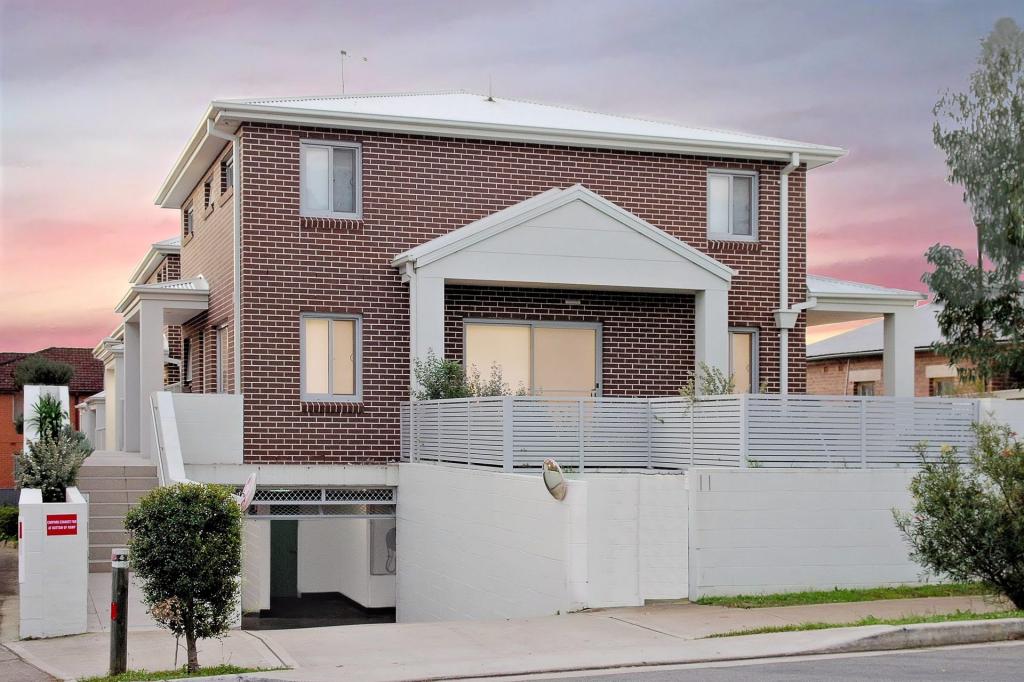 2/111 Yangoora Rd, Lakemba, NSW 2195