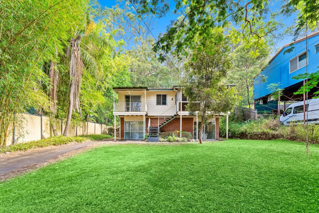17 Sherwood Cres, Bellbird Park, QLD 4300