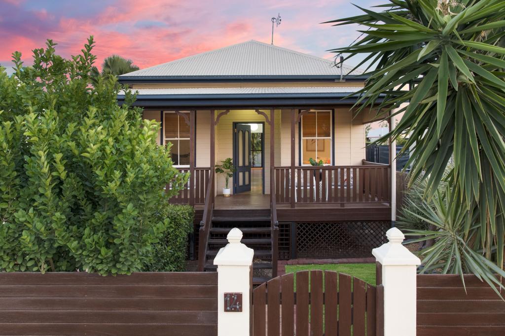 14 Perkins St E, Railway Estate, QLD 4810