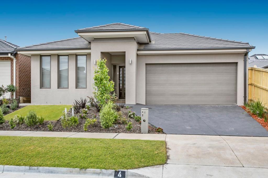 4 BEACON DR, CRANBOURNE NORTH, VIC 3977