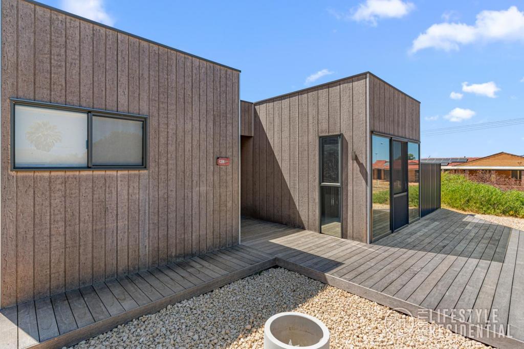 128 CASSILDA WAY, TWO ROCKS, WA 6037