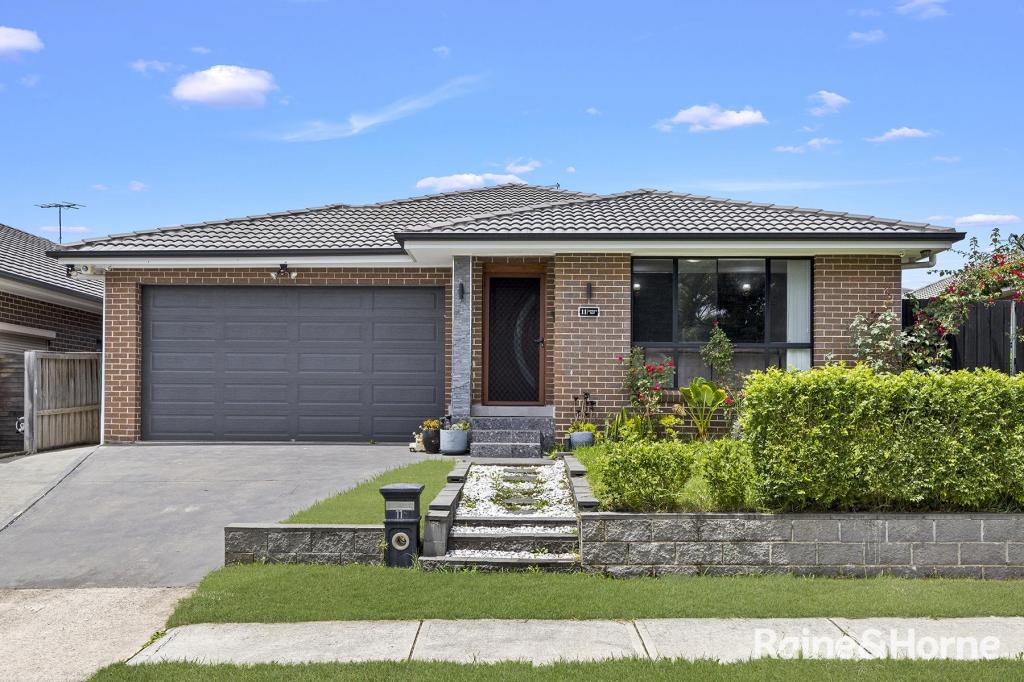 11 Jacka St, Airds, NSW 2560