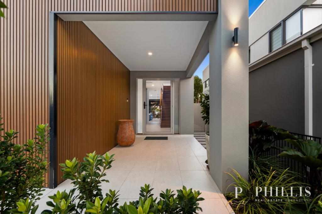 6319 Horizon Ct, Hope Island, QLD 4212