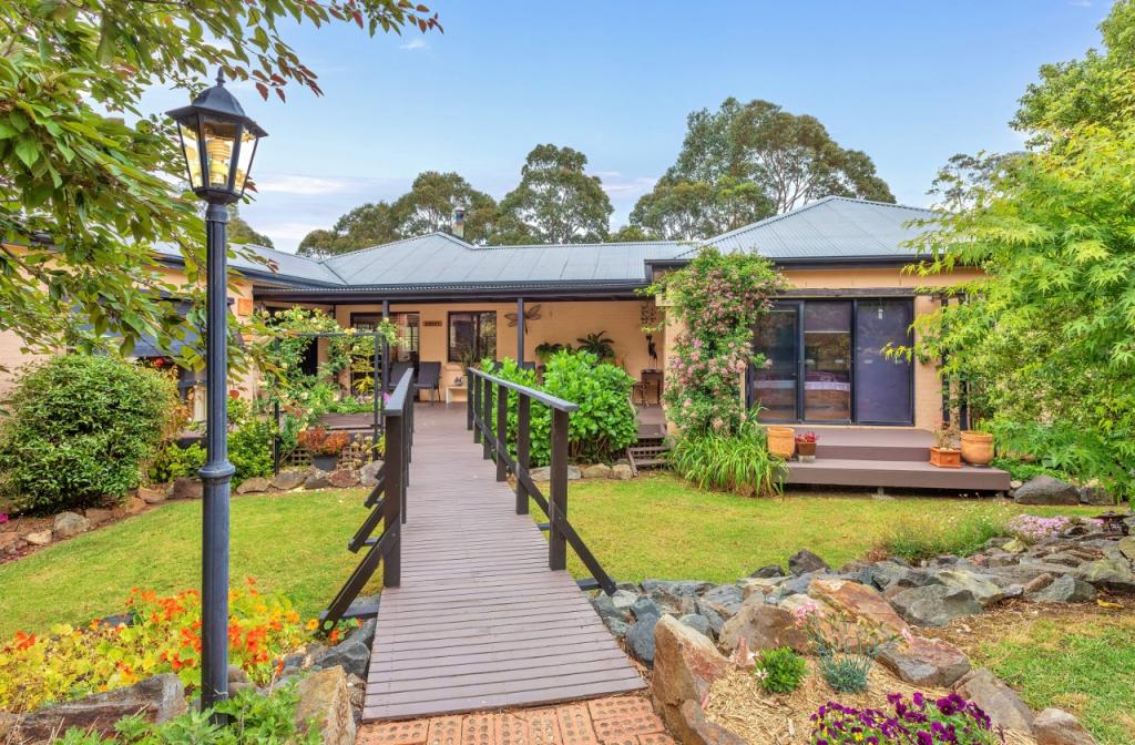 21 Komirra Dr, Eden, NSW 2551