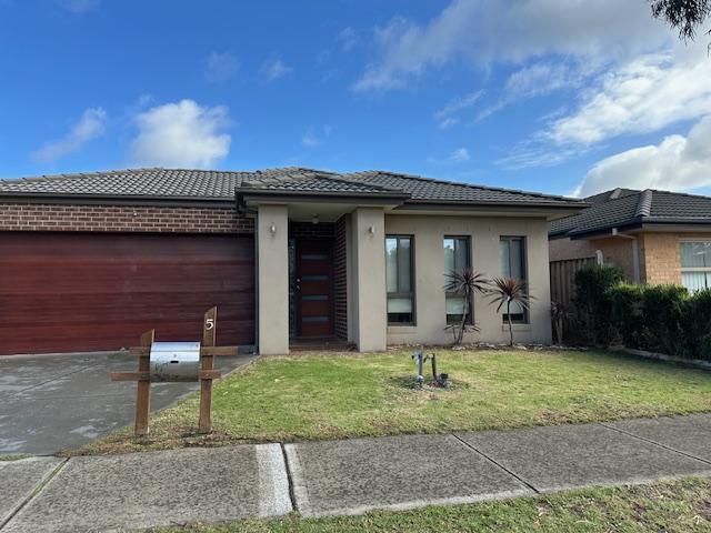 5 Hemingway Gr, Cranbourne West, VIC 3977