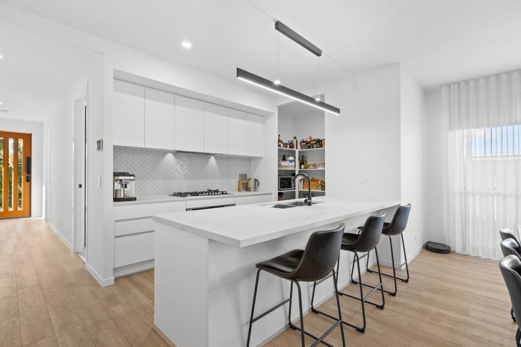 63 Brendan Way, Victoria Point, QLD 4165