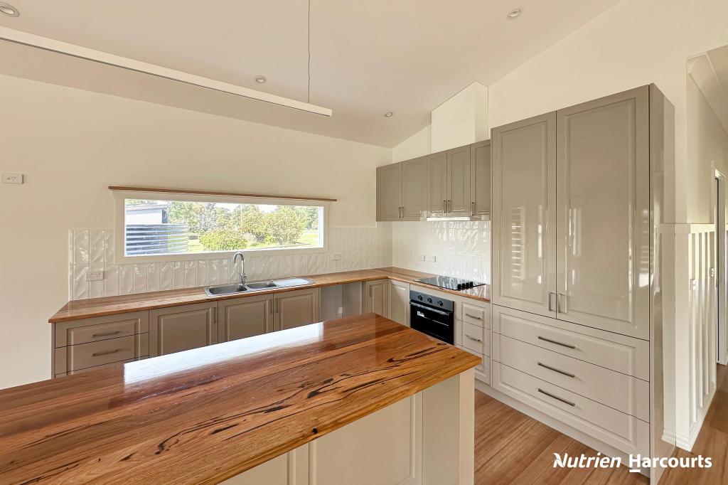 76 High St, Woodside, VIC 3874