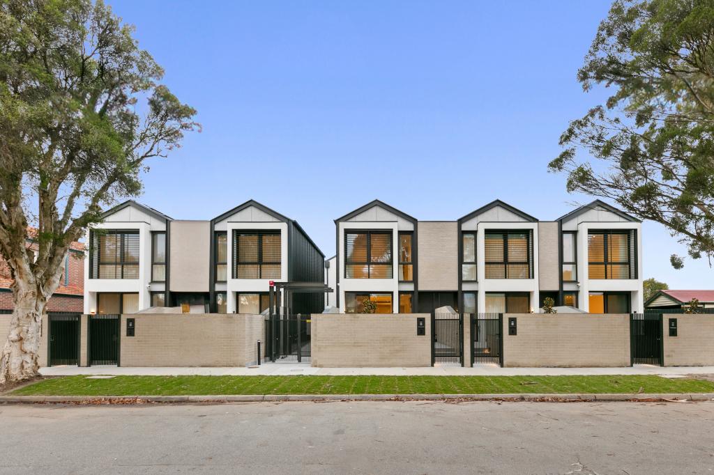 9/45 Kokaribb Rd, Carnegie, VIC 3163