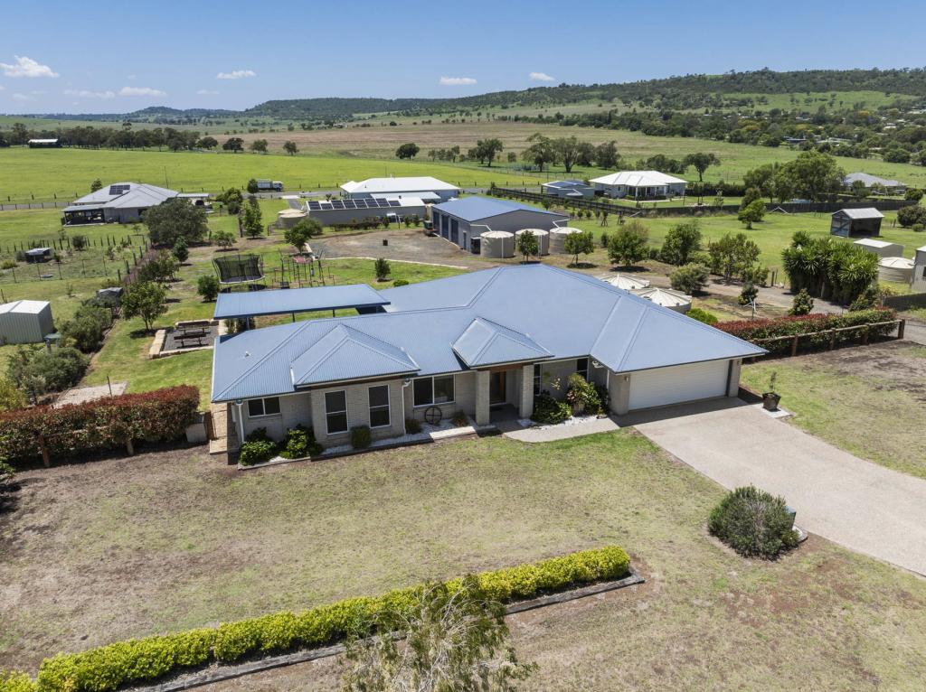 8 Massey St, Kingsthorpe, QLD 4400