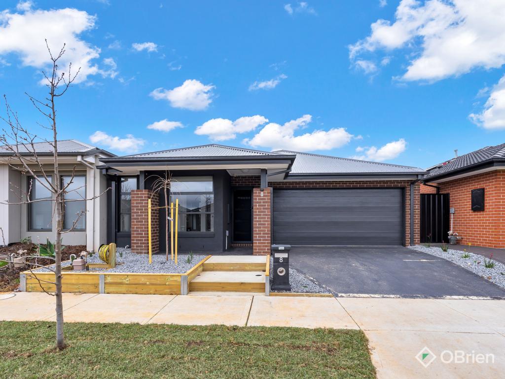 8 Athena Rd, Weir Views, VIC 3338