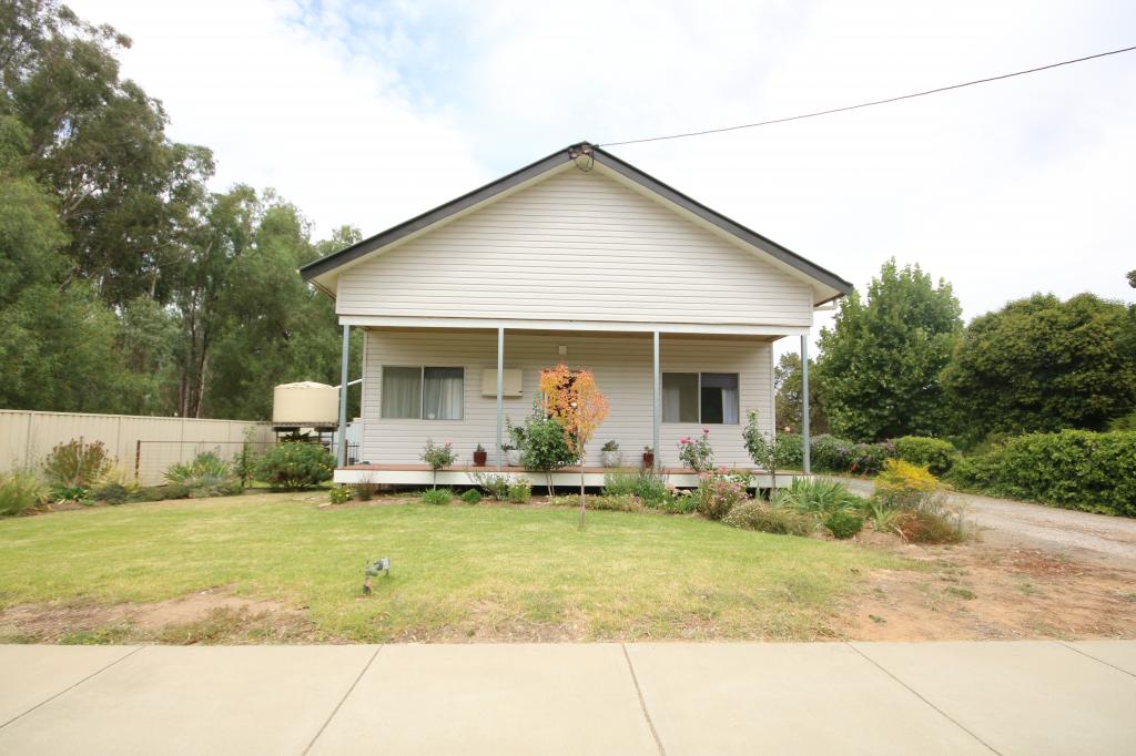 15 Bridge Rd, Rochester, VIC 3561