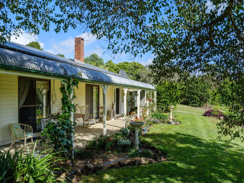 451 Coles Creek Rd, Cooran, QLD 4569
