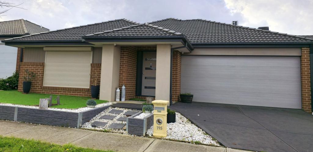 195 Heather Gr, Clyde North, VIC 3978