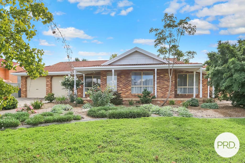 81 Crawshaw Cres, Glenroy, NSW 2640
